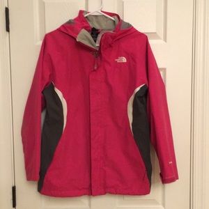 Girls North Face 2 part winter coat. Pink and gray. Size XL